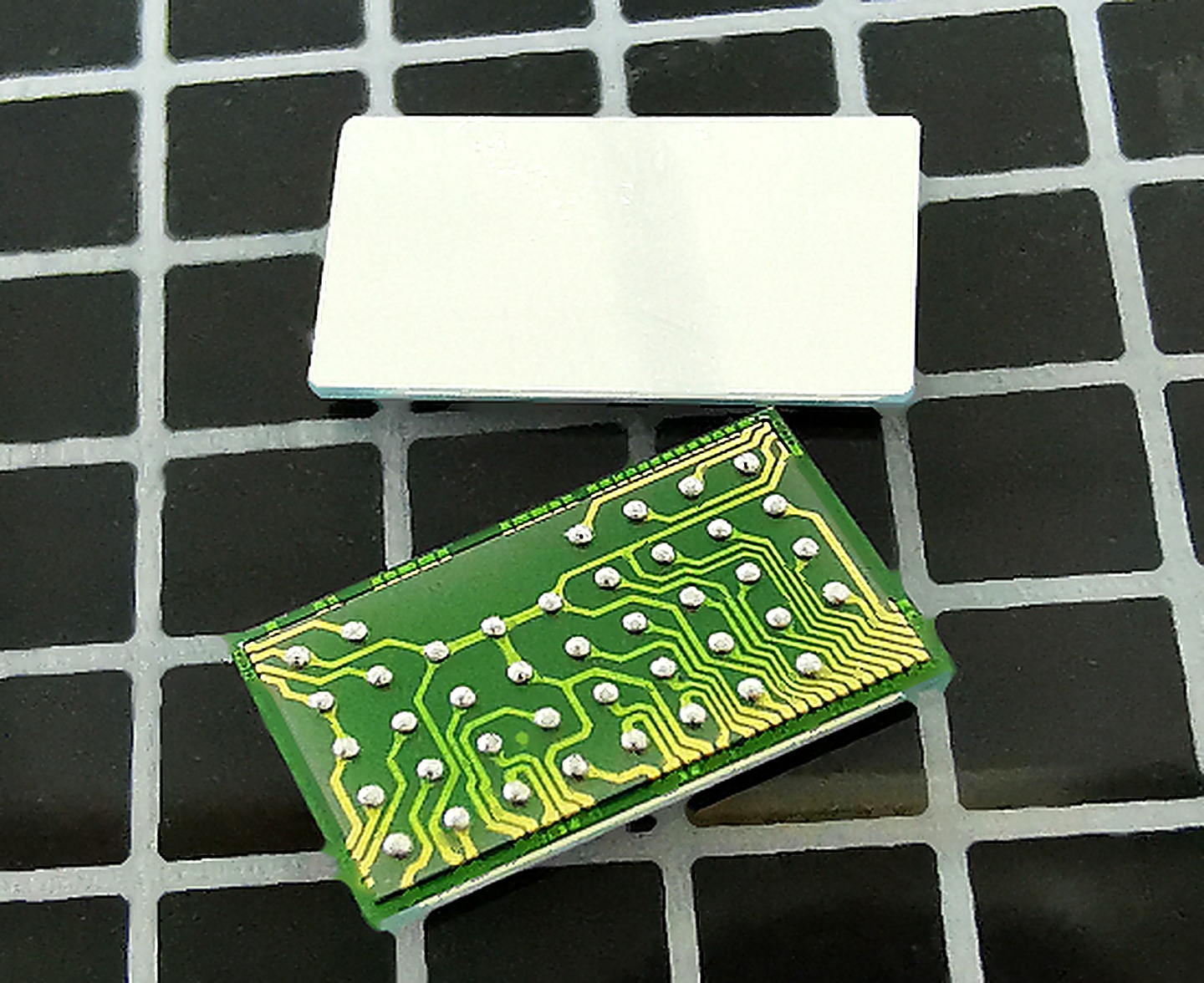 uvlook 130-EM 紫外多光谱 CMOS 图像传感器